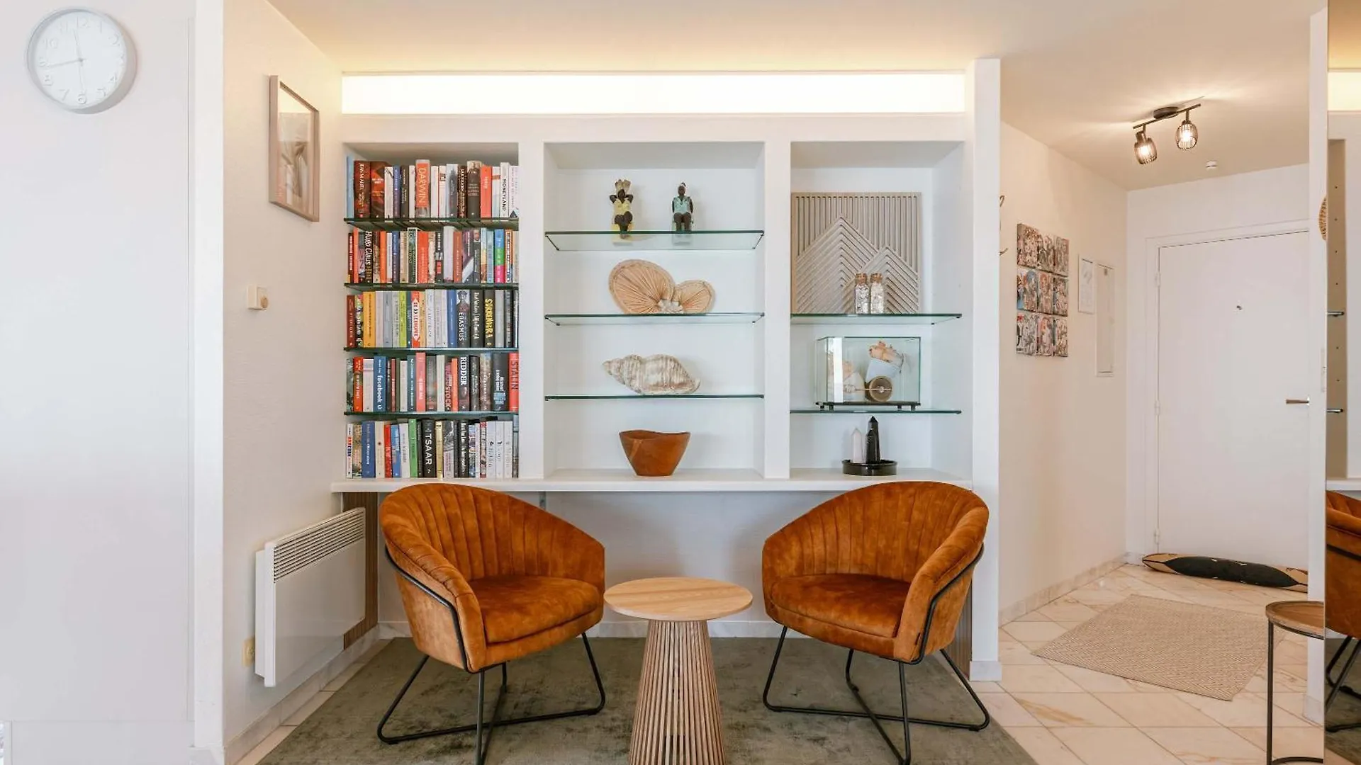Huswell - Stylish Apartment With Sea View أوستيند 0*,